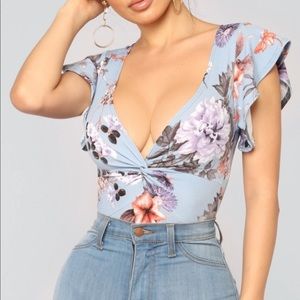 Fashion Nova Periwinkle Twist Floral Bodysuit